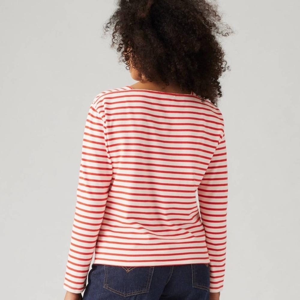 Levi’s Top - Picture 5 of 5